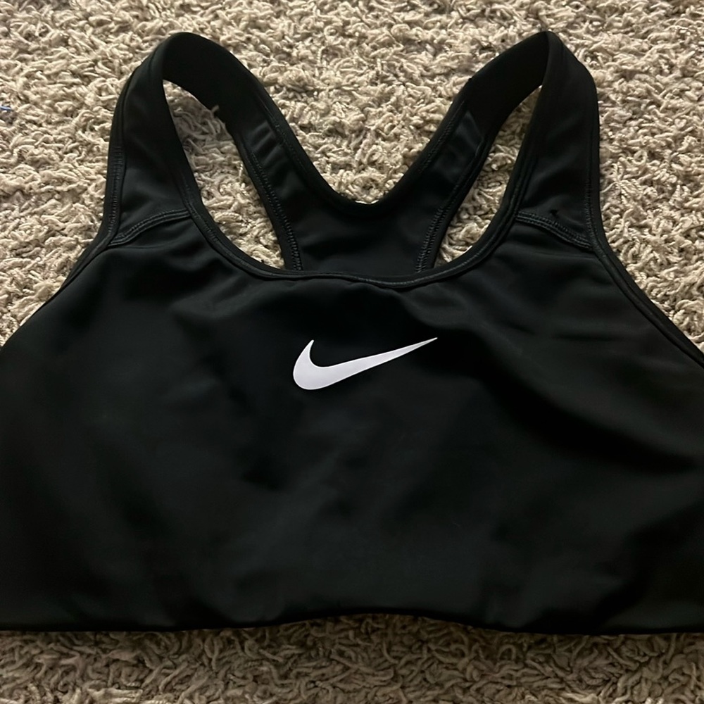 New Black Unpadded Women’s Nike Sports Bra